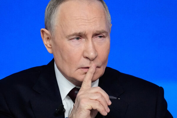 Putin amenință NATO cu represalii: „Suntem pregătiţi să răspundem”