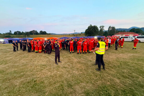 Încă două persoane găsite în azilele din Bihor au murit. Un bărbat a fugit dintr-un centru