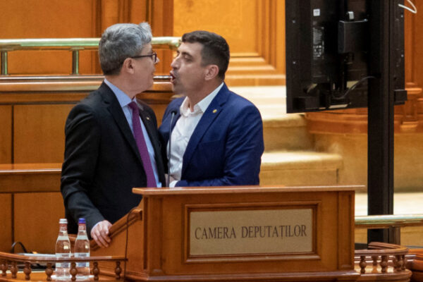 Virgil Popescu, după criticile AUR: „Simioane, dronele sunt trimise de prietenul tău, Putin”. Reacția partidului