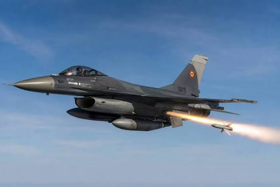 Avioane NATO au doborât o dronă intrată în spațiul aerian al Letoniei 