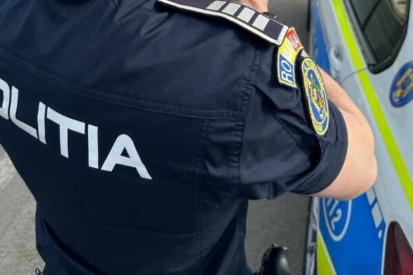 Polițist reținut la Timișoara: Ar fi ajutat o bandă să jefuiască medici și politicieni