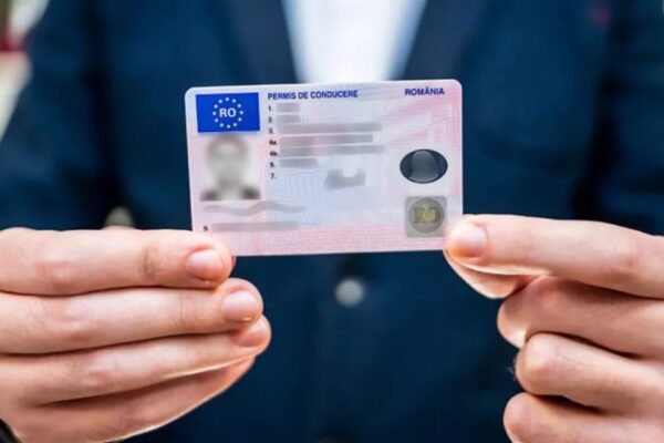 Se scumpesc permisele auto și certificatele de înmatriculare de la 15 septembrie