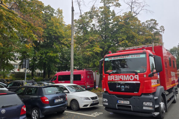 Blocul cu fisuri din Drumul Taberei, analizat de Comitetul pentru Situații de Urgență