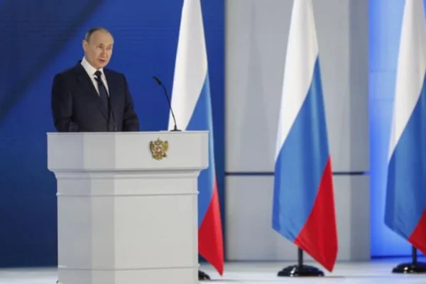 Diplomații occidentali din Moscova, sub presiune tot mai mare după invazia din Ucraina