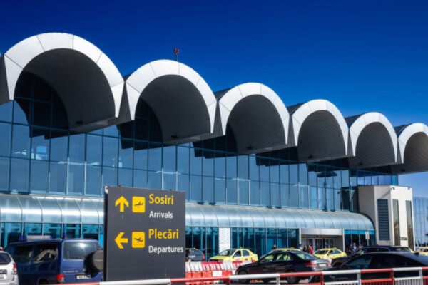 Aproape 700.000 de euro au dispărut dintr-un spațiu al Vămii de pe Aeroportul Otopeni