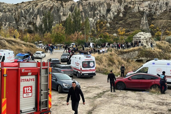 Două persoane au murit în Cappadocia, după prăbușirea unei formațiuni stâncoase