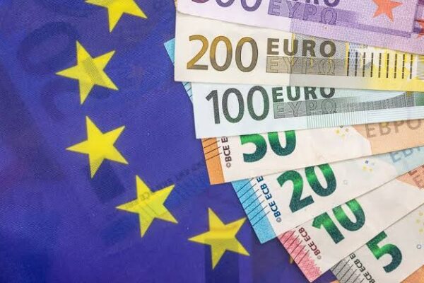 Cristian Popa: BNR e pregătită tehnic pentru euro, dar mai lipsește mult
