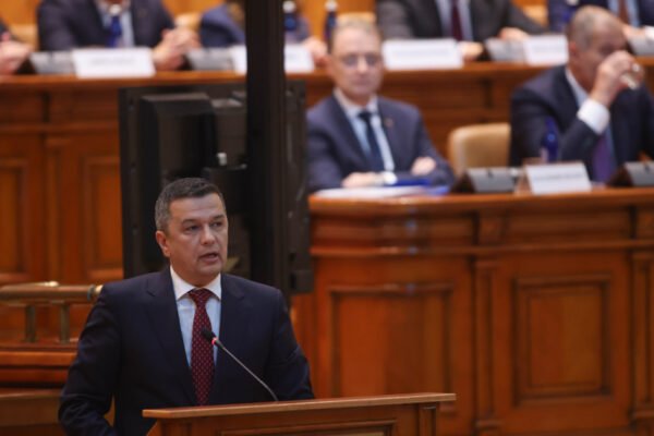 Florin Manole susține autoritatea lui Luca Niculescu în Guvern, în raport cu PSD